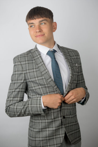 西装革履图片下载