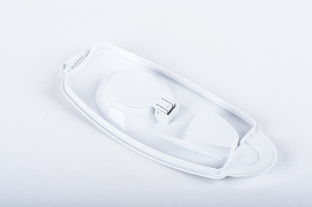 彩色塑料水壶盖孤立在白色背景图片下载