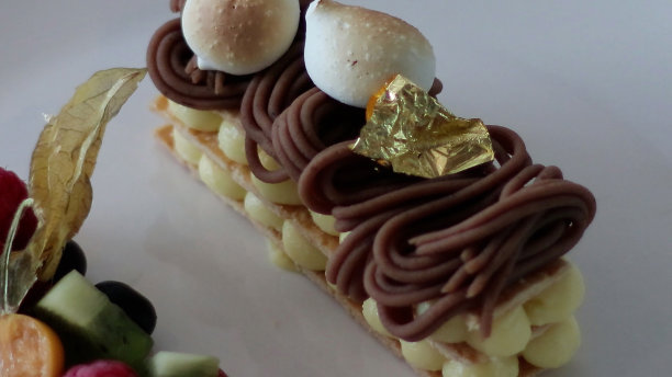 栗子峰勃朗峰Mille-Feuille, La life Bistronomy。图片下载