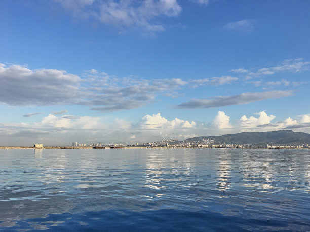 土耳其伊兹密尔美丽的晨景图片下载