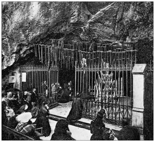 法国古玩旅行照片:比利牛斯山，卢尔德，石窟图片下载