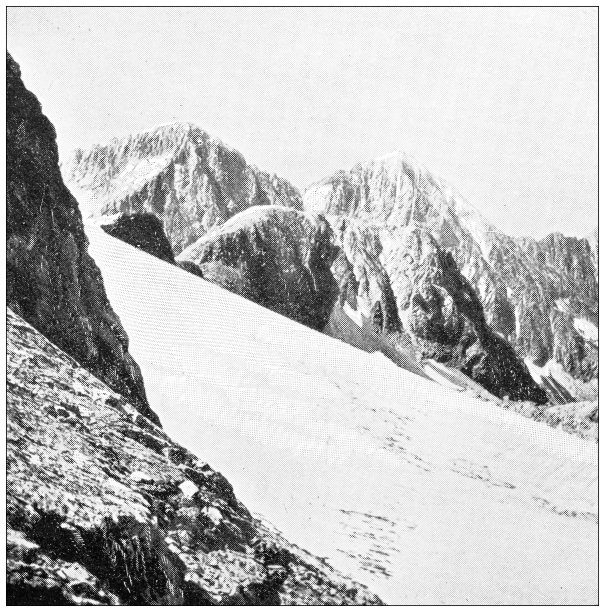 法国古色古香的旅行照片:比利牛斯山，维纳斯克港附近图片下载