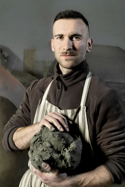 一坨泥图片下载