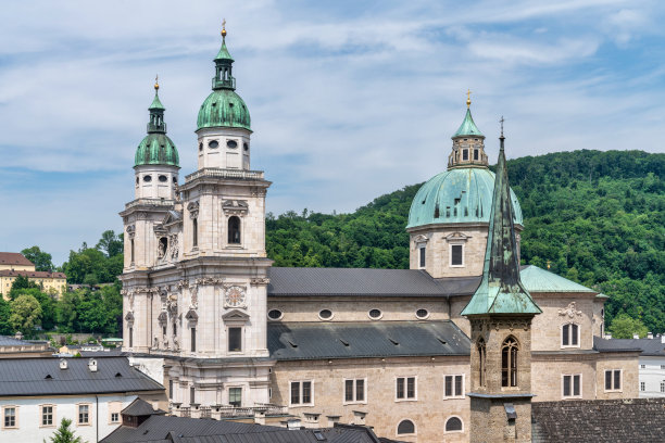 萨尔茨堡，奥地利的城市景观图片下载