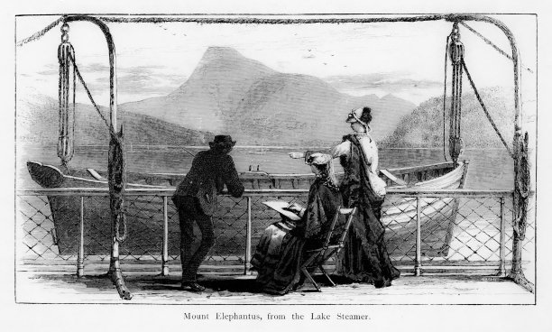 美国佛蒙特州和加拿大魁北克省的孟菲斯马戈格湖附近的象山，北美地理图片下载