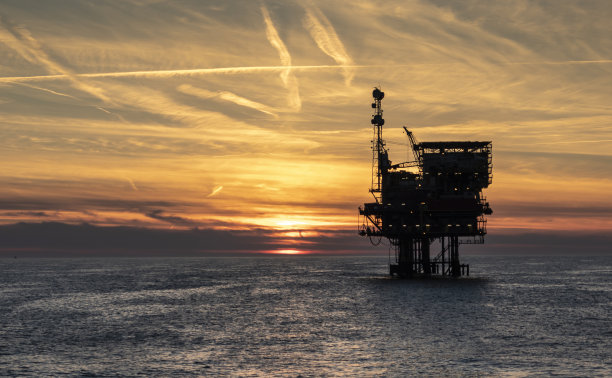 亮天了图片下载