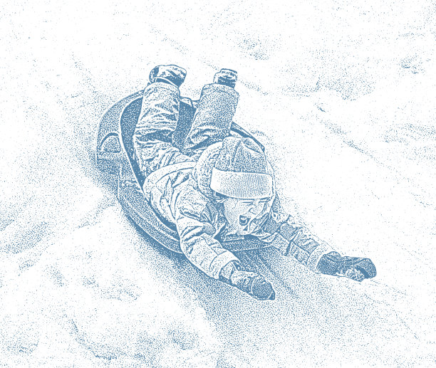 快乐的学前班女孩雪橇和笑图片下载