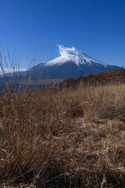 初冬的富士山图片下载