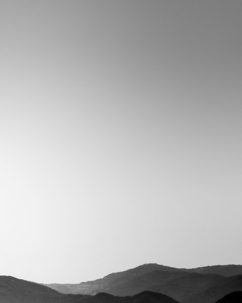 负空间山。图片下载