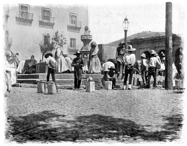 19世纪，墨西哥萨卡特卡斯市，人们从比利亚雷亚尔广场/广场公园的喷泉中取水图片下载