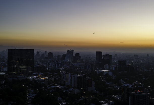 日出时的墨西哥城市景图片下载