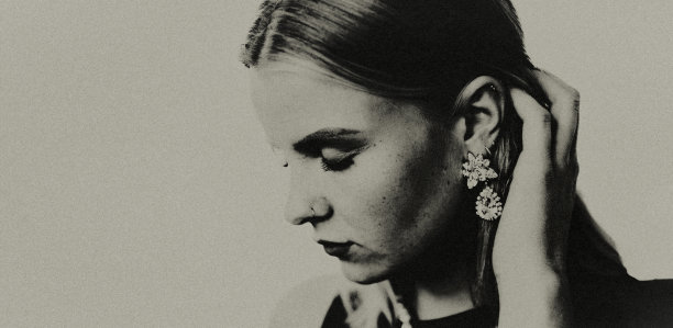 美丽和脆弱。图片下载