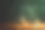 木质桌子上美丽的王后或国王王冠的低调形象。的过滤。幻想中世纪图片下载