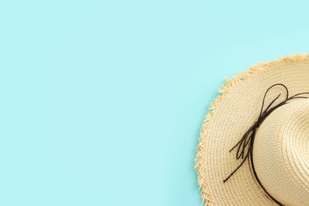 热带度假和夏季旅游形象与草帽。俯视图图片下载