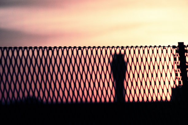 空中交通管制塔的轮廓图片下载