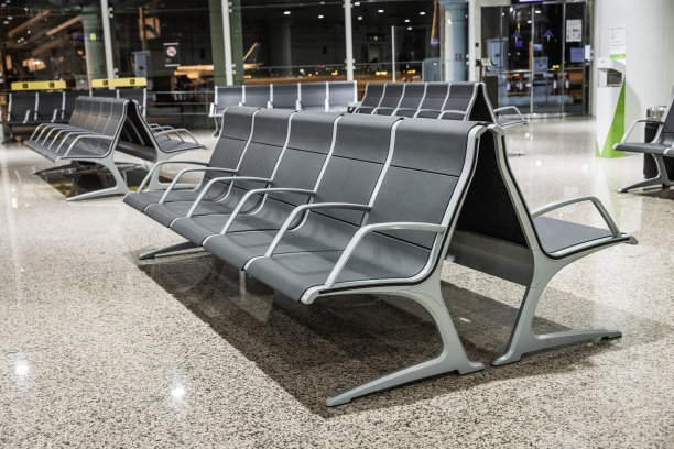 空空如也的机场候机区夜景照片图片下载