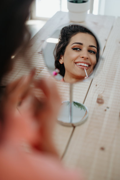 化妆让我快乐图片下载