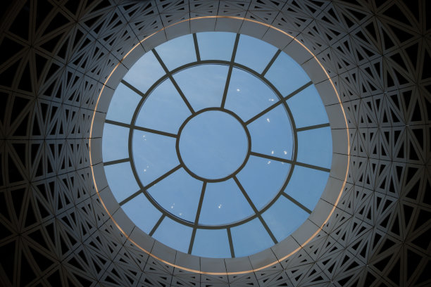 美丽的屋顶天花板图片下载