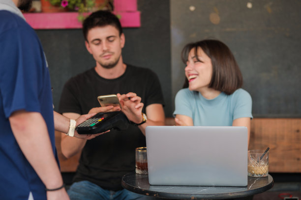 非接触式支付方式，支付流程，二维码支付，手机银行，电子银行图片下载