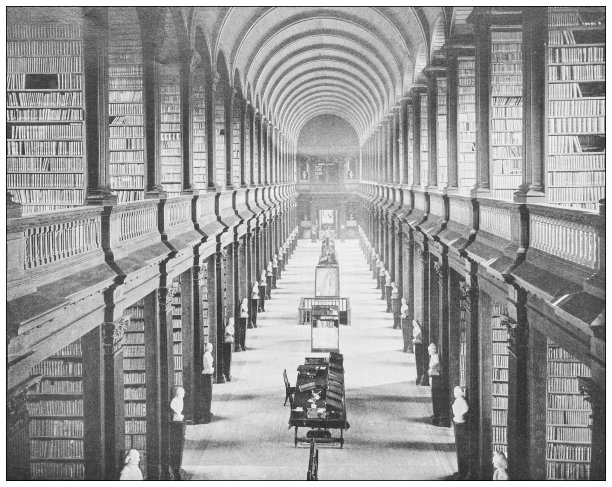 爱尔兰的古董照片:都柏林三一学院图书馆图片下载