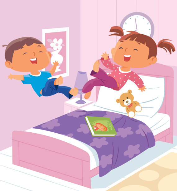 孩子的卧室。男孩在床上跳，女孩在床上跳图片下载