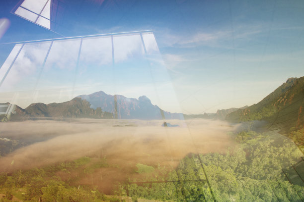 环保建筑现代，绿色森林双重曝光，散焦。背景，环境概念图片下载