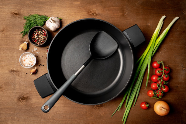 空锅周围都是素食者图片下载