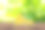 木桌上的硬币和树木，以散景自然为背景，吉祥经济增长的概念图片下载