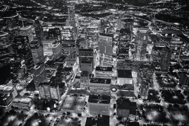 休斯顿市中心夜间鸟瞰图图片下载