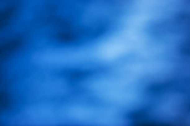 模糊，失焦照片，夜间霓虹散景，生动的蓝色和紫色的颜色，赛博朋克的气氛。图片下载