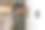 一名男子用面部扫描仪打开办公楼的门。门禁面部识别系统。用于安防系统的生物识别导纳控制装置。生物识别导纳控制装置图片下载