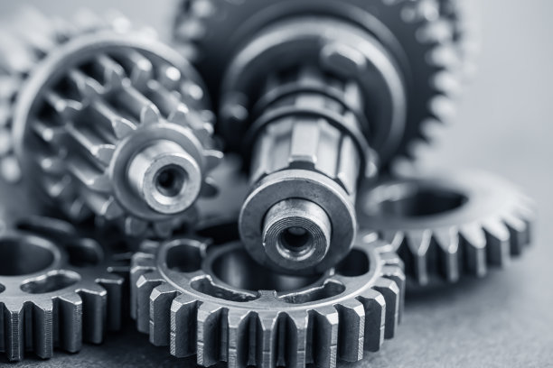 齿轮和齿轮，时钟机构，黄铜金属发动机工业。图片下载