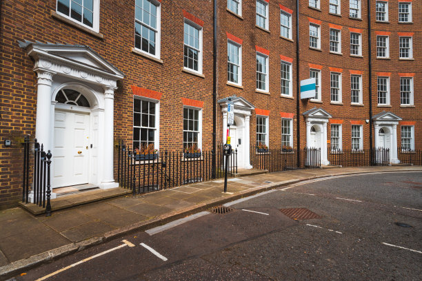 典型的伦敦英式联排别墅图片下载