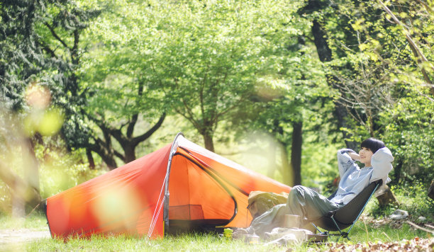 女子单人营图片下载