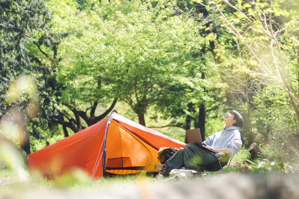 女子单人营图片下载