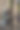 在操场上，妈妈拉着孩子的小手，平静地和孩子说话。母子之间的对话强调了家庭关系中建设性对话的重要性图片下载