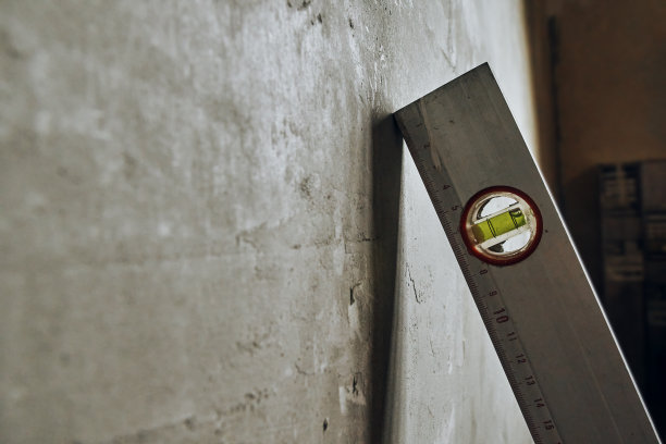 施工水平仪，用于测量不同物体的均匀性的一种装置。通用的工具图片下载