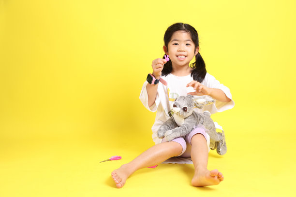 亚洲孩子快乐图片下载