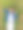 年轻、坦率的千禧一代女性在高高的绿草地上休息。更接近自然。心理健康图片下载