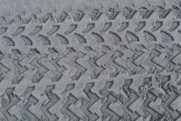 轮胎跟踪图片下载