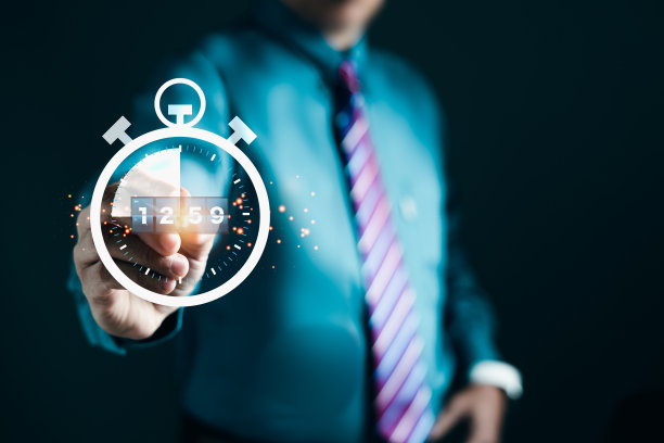 有效的时间管理，商人拥抱数字化战略图片下载