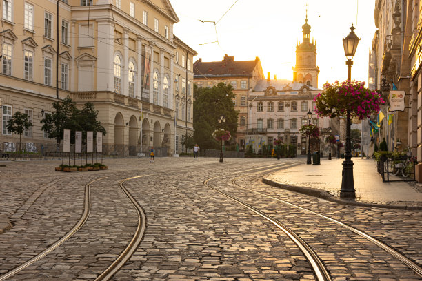 乌克兰利沃夫的市场广场图片下载