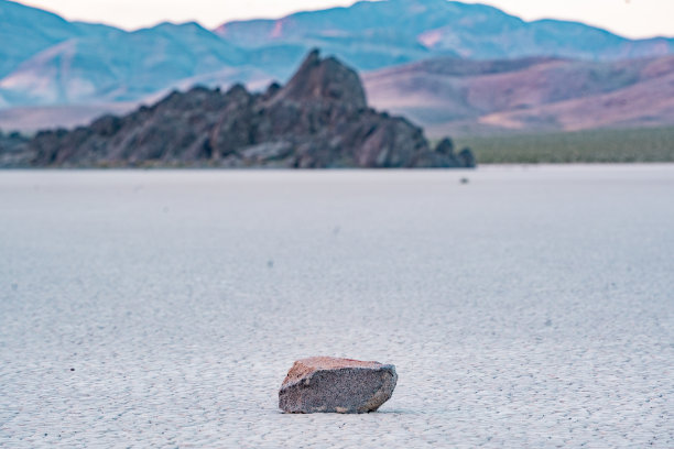 死亡谷的赛道图片下载