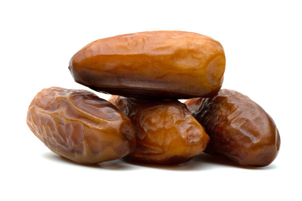白色背景上隔离的干枣椰图片下载