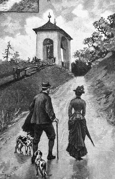 一对夫妇走向小教堂图片下载