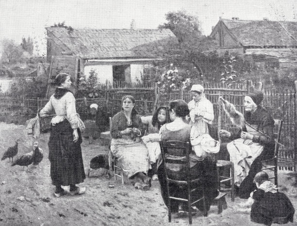 村里的闲话，妇女们坐在篱笆边互相交谈图片下载