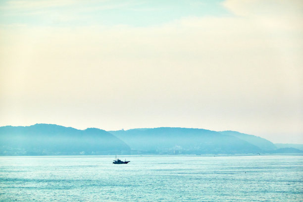 清晨的海景图片下载