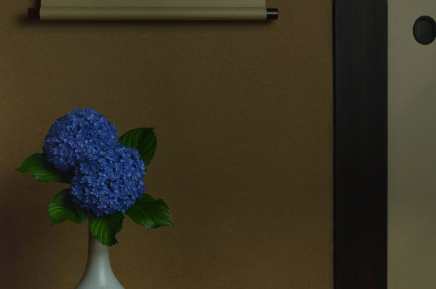 蓝色绣球插花图片下载