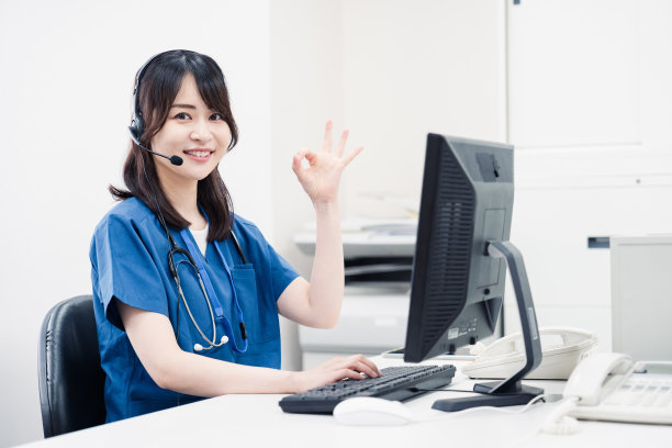 医务人员远程响应图片下载