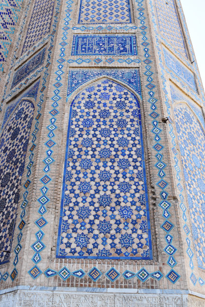 乌兹别克斯坦墙上的蓝色几何图案瓷砖图片下载